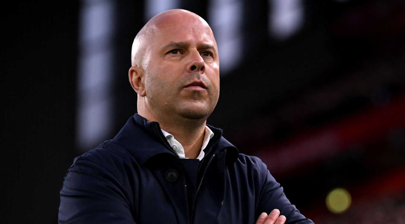 Arne Slot Tutup Mulut Soal Isak, Puji Kekuatan Lini Depan Liverpool Saat Ini